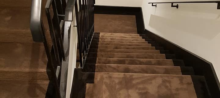Trappenhuis tapijt met border in luxe appartementencomplex Amsterdam centrum trappenhuis tapijt met border 2 720x321 - Trappenhuis tapijt met border in luxe appartementencomplex Amsterdam centrum